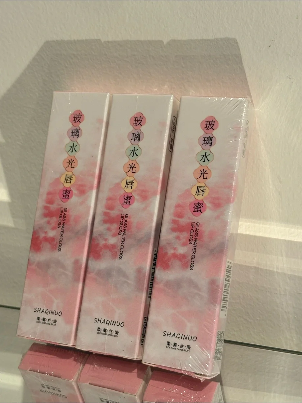 Glass Water Gloss bundle comes with 3